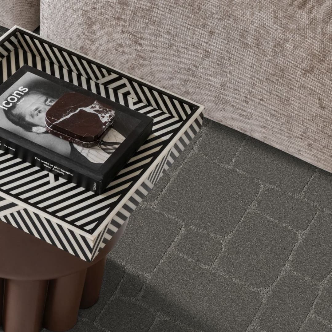 Ambiant Infinity Booker Warmgrijs 0102 - Vloerbedekking - Tapijt