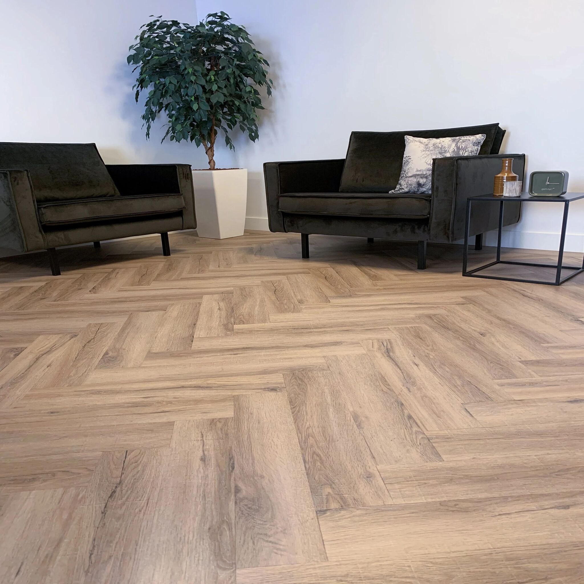 Gelasta City Visgraat 4700 Dryback Smoked Oak Light