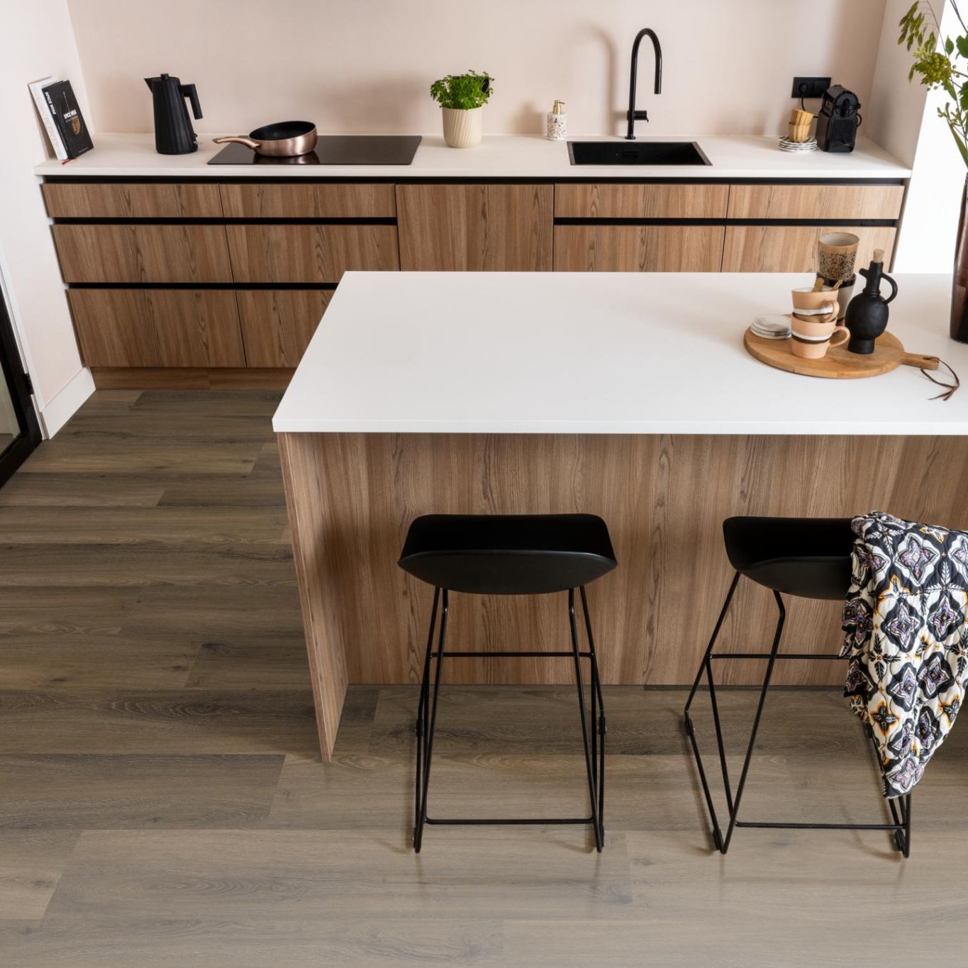 Ambiant Avanto Dryback Warm Brown - Plak PVC Vloer