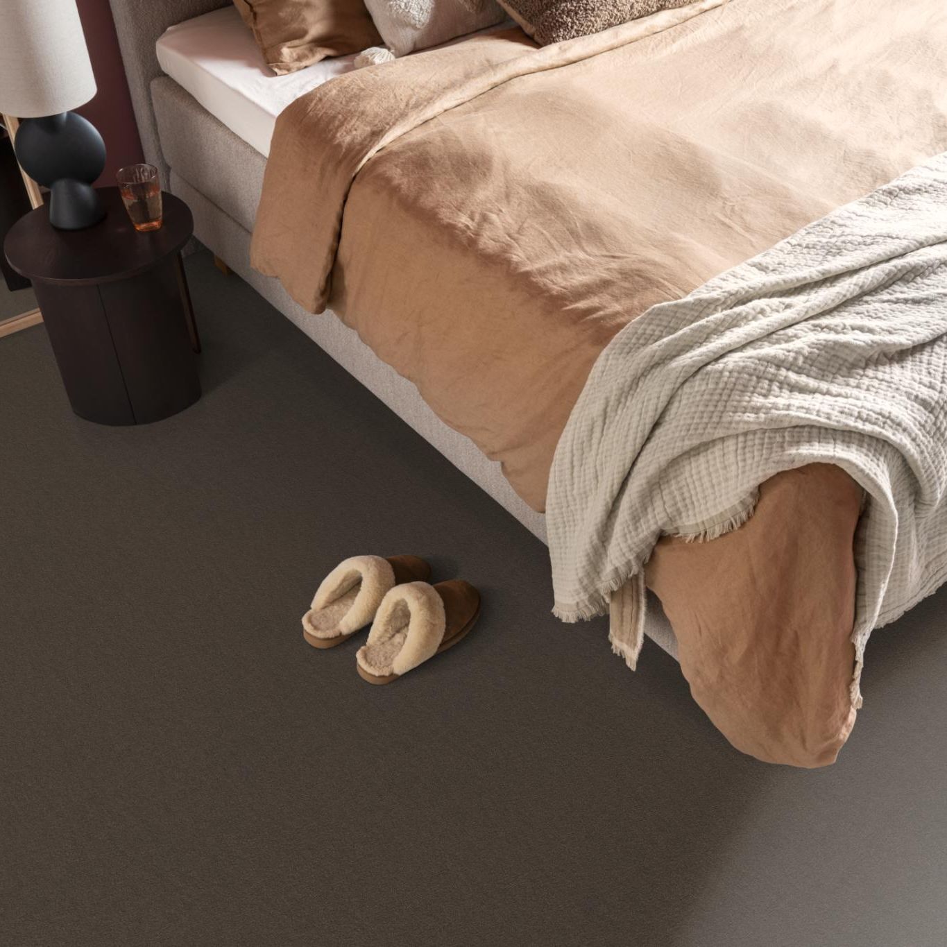 Ambiant Glendale Leembruin 0685 - Vloerbedekking - Tapijt