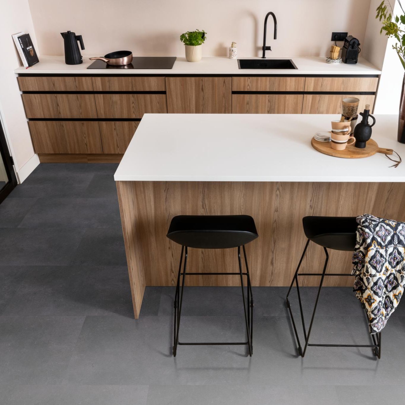 Ambiant Sarino Click Anthracite - Klik PVC Vloer