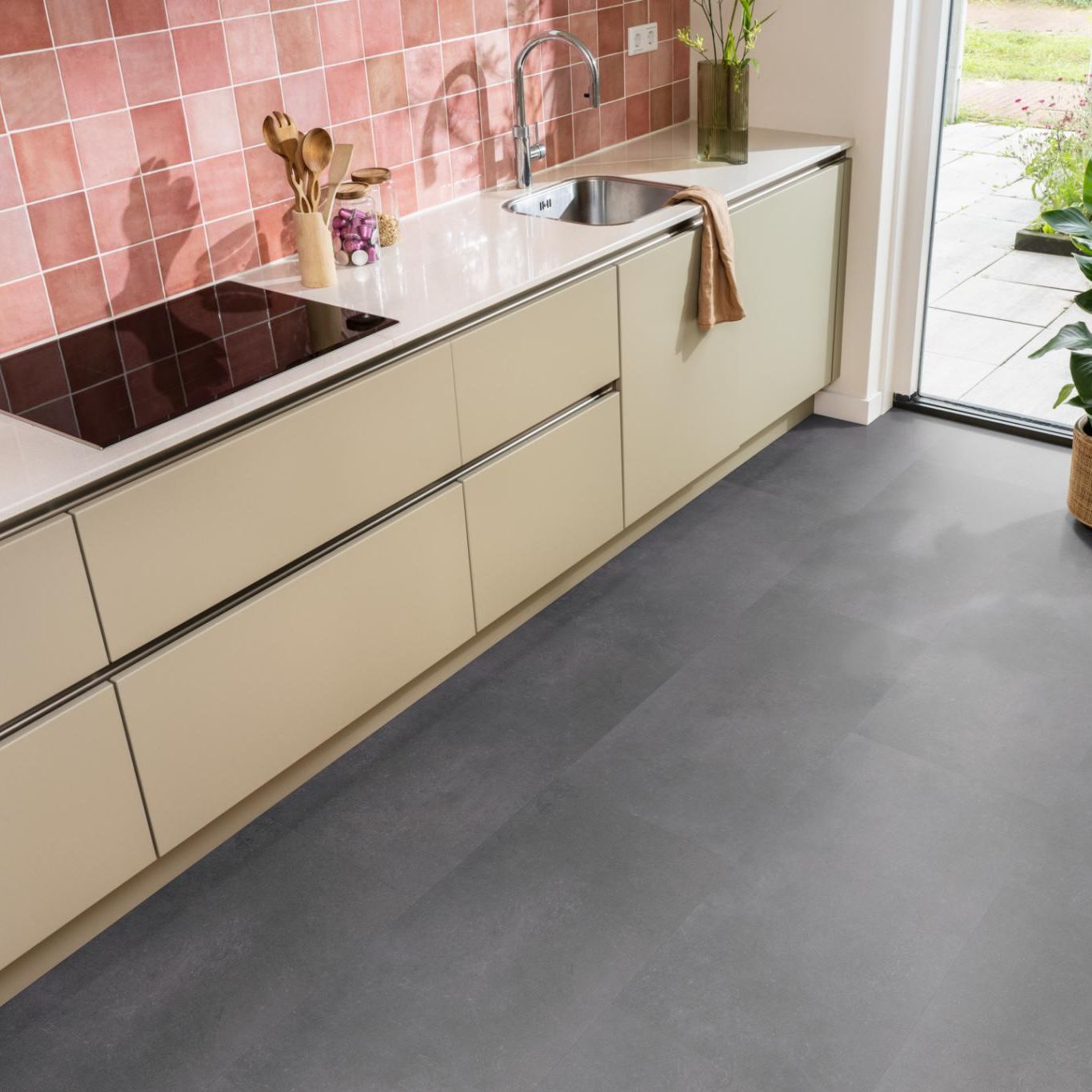 Ambiant Sarino Dryback Anthracite - Plak PVC Vloer