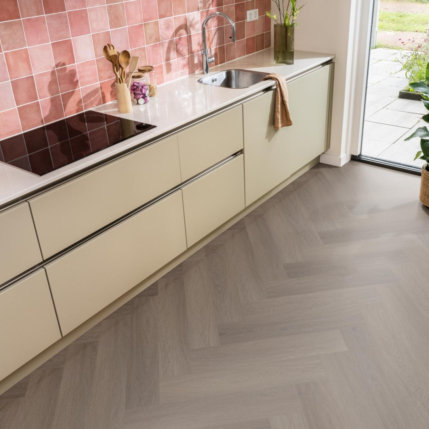 Ambiant Spigato Estino Visgraat Dryback Dark Oak - Plak PVC Vloer