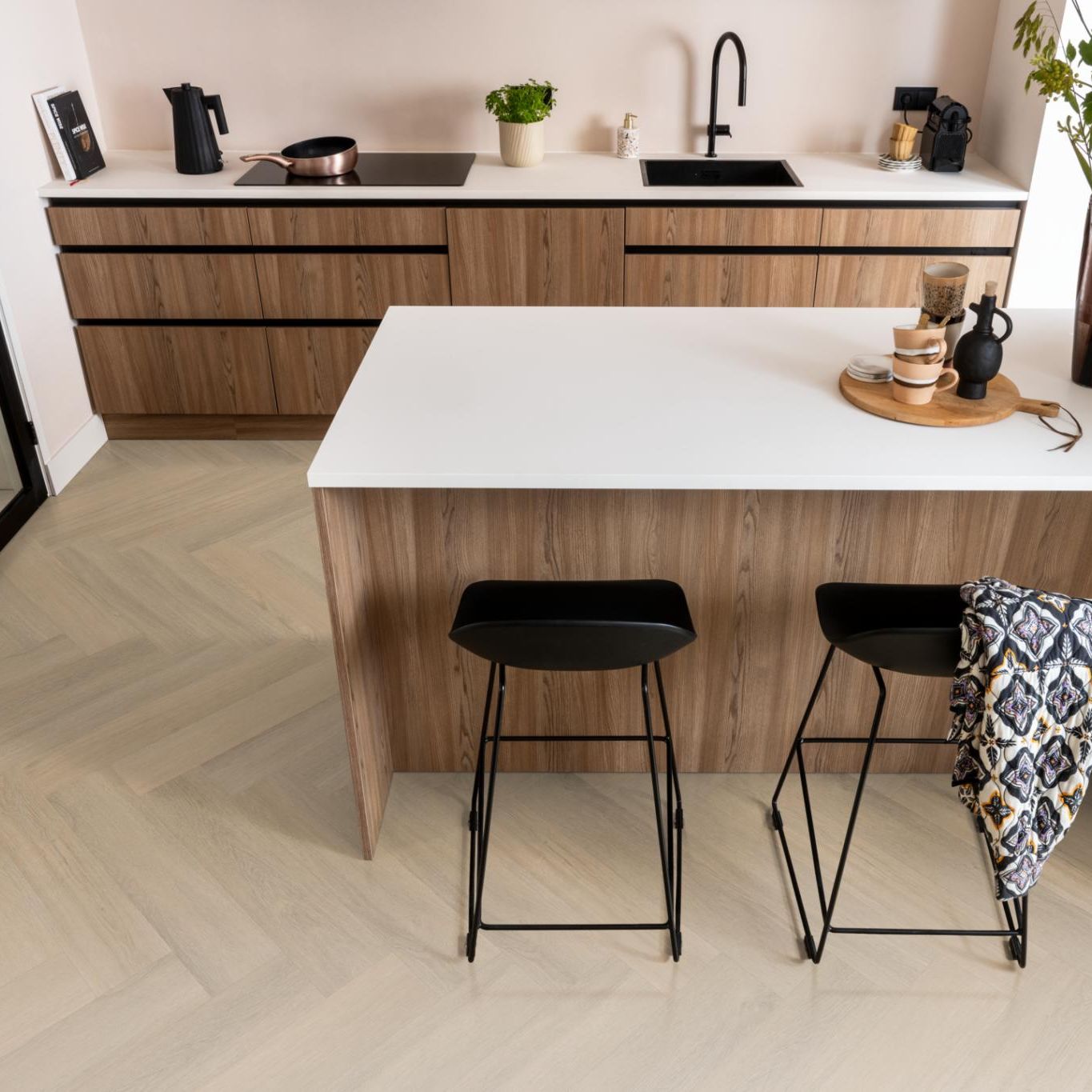 Ambiant Spigato Viranto Visgraat Dryback Warm Beige - Plak PVC Vloer