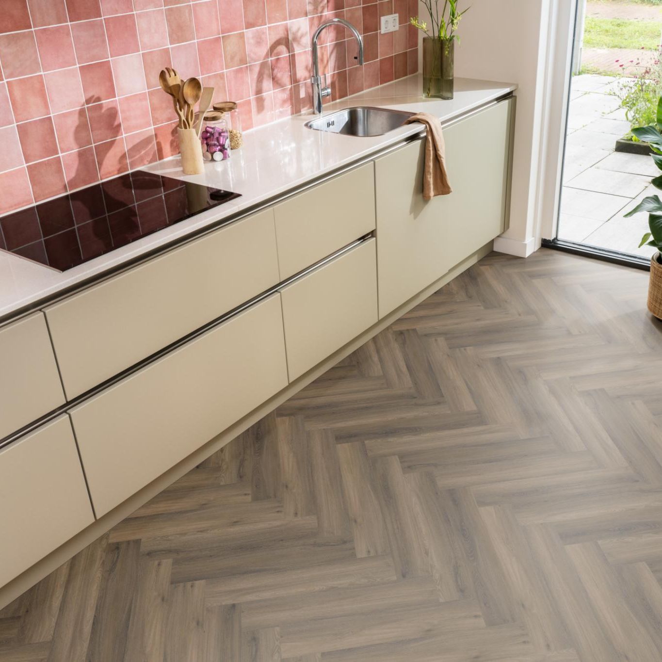 Ambiant Spigato Visgraat Dryback Warm Brown - Plak PVC Vloer