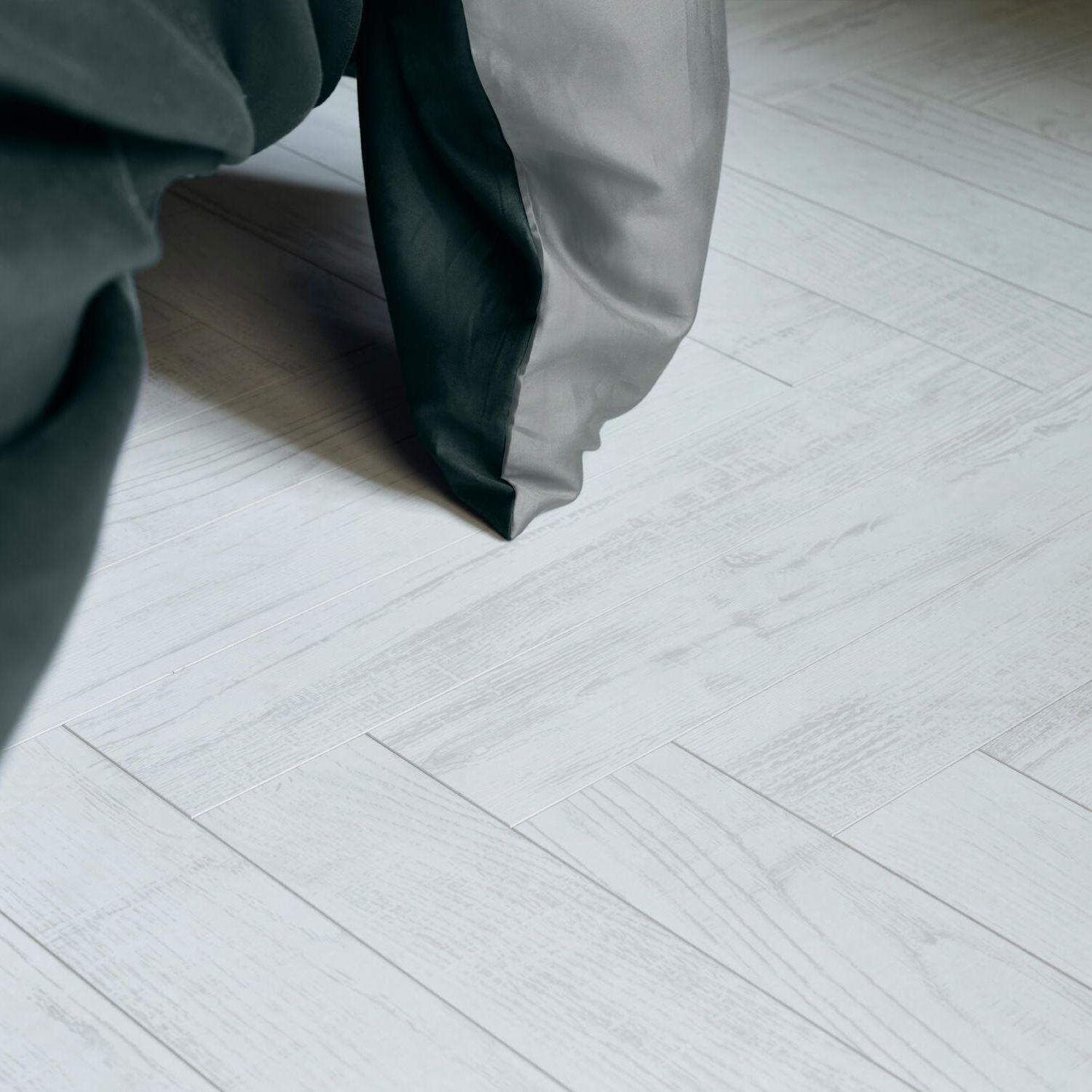 Berry Alloc Chateau+ 62001162 Chestnut White Visgraat Laminaat