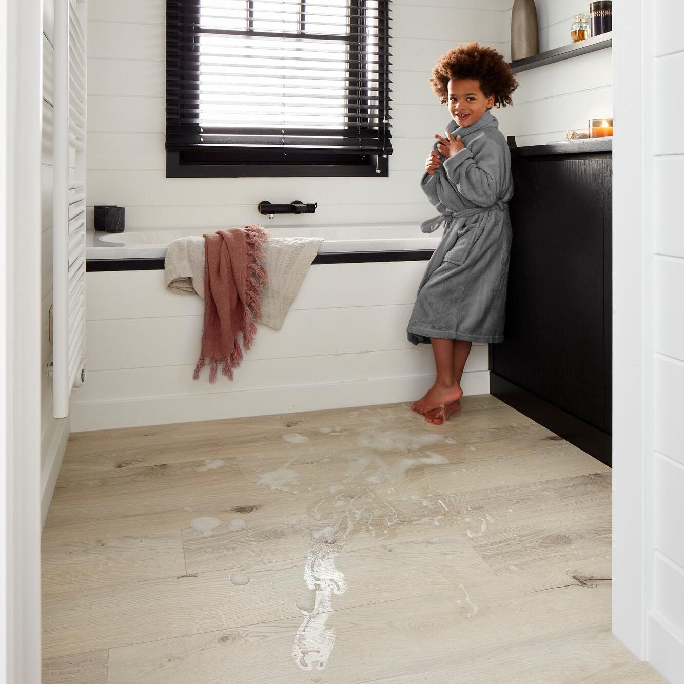 Berry Alloc Ocean 8 V4 62001318 Gyant Light Laminaat