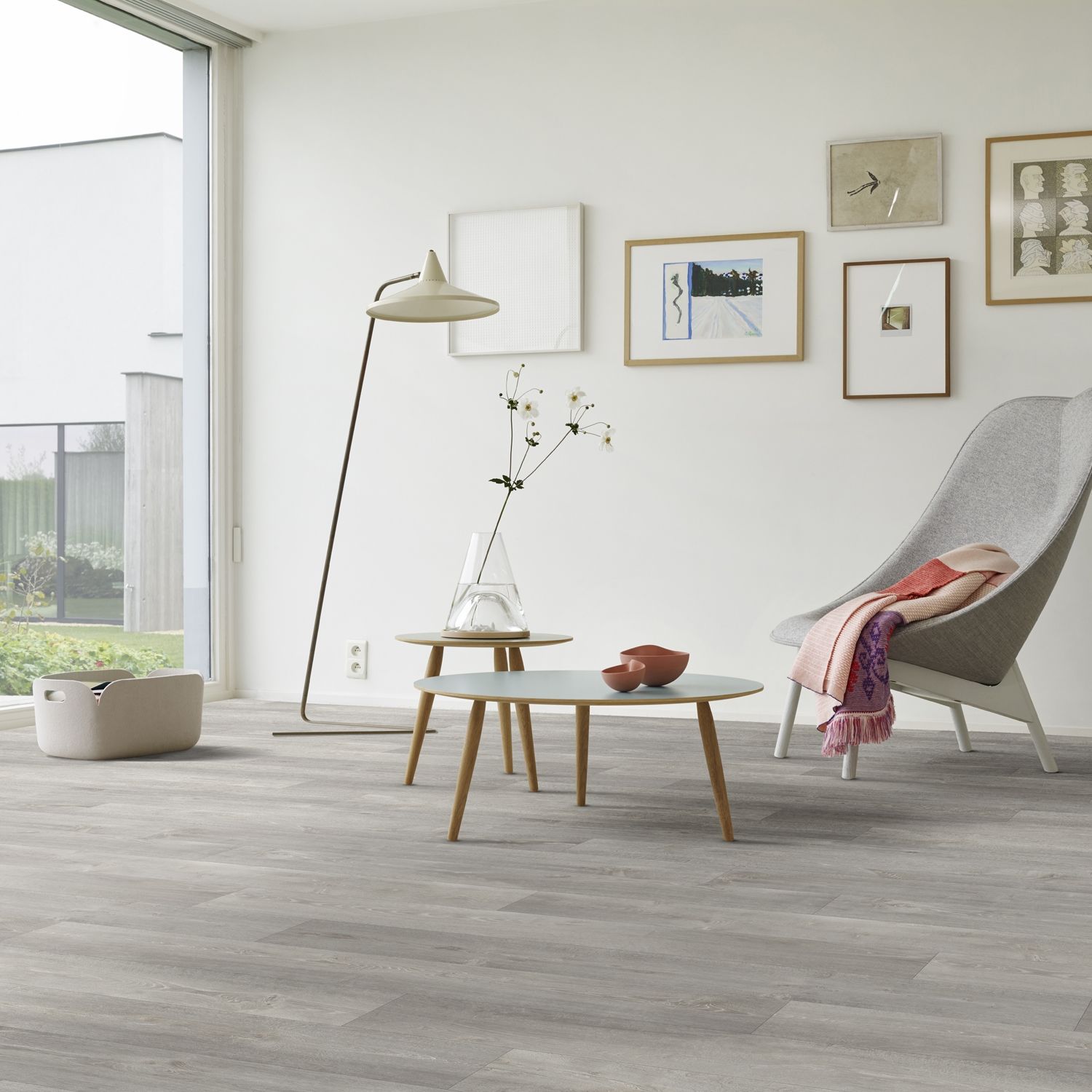 Interfloor Dynamic Wood 270 - Vinyl - Black Tex Back