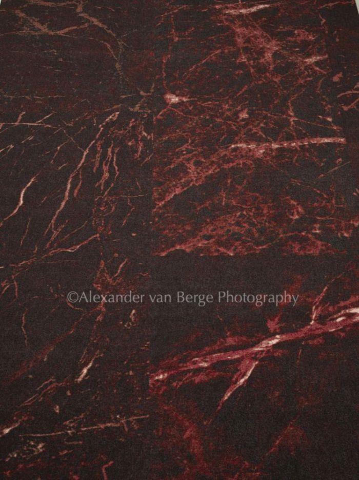 Desso Sense of Marble 2118 Volcano Red - Vloerbedekking - Tapijt - Harman Vloeren Amsterdam