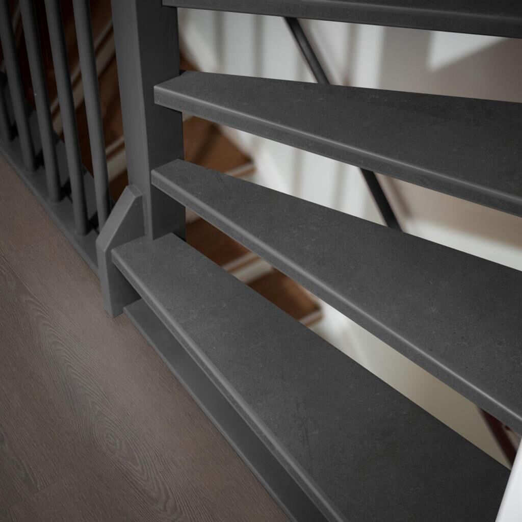 Ambiant Traptreden Set - Sarino Dark Grey - Traprenovatie PVC
