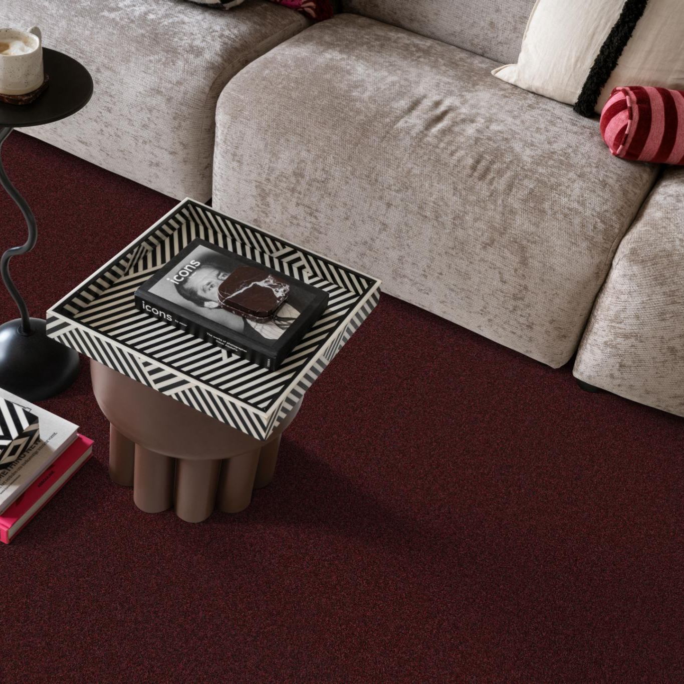 Ambiant Alaska Donkerrood 1001 - Vloerbedekking - Tapijt