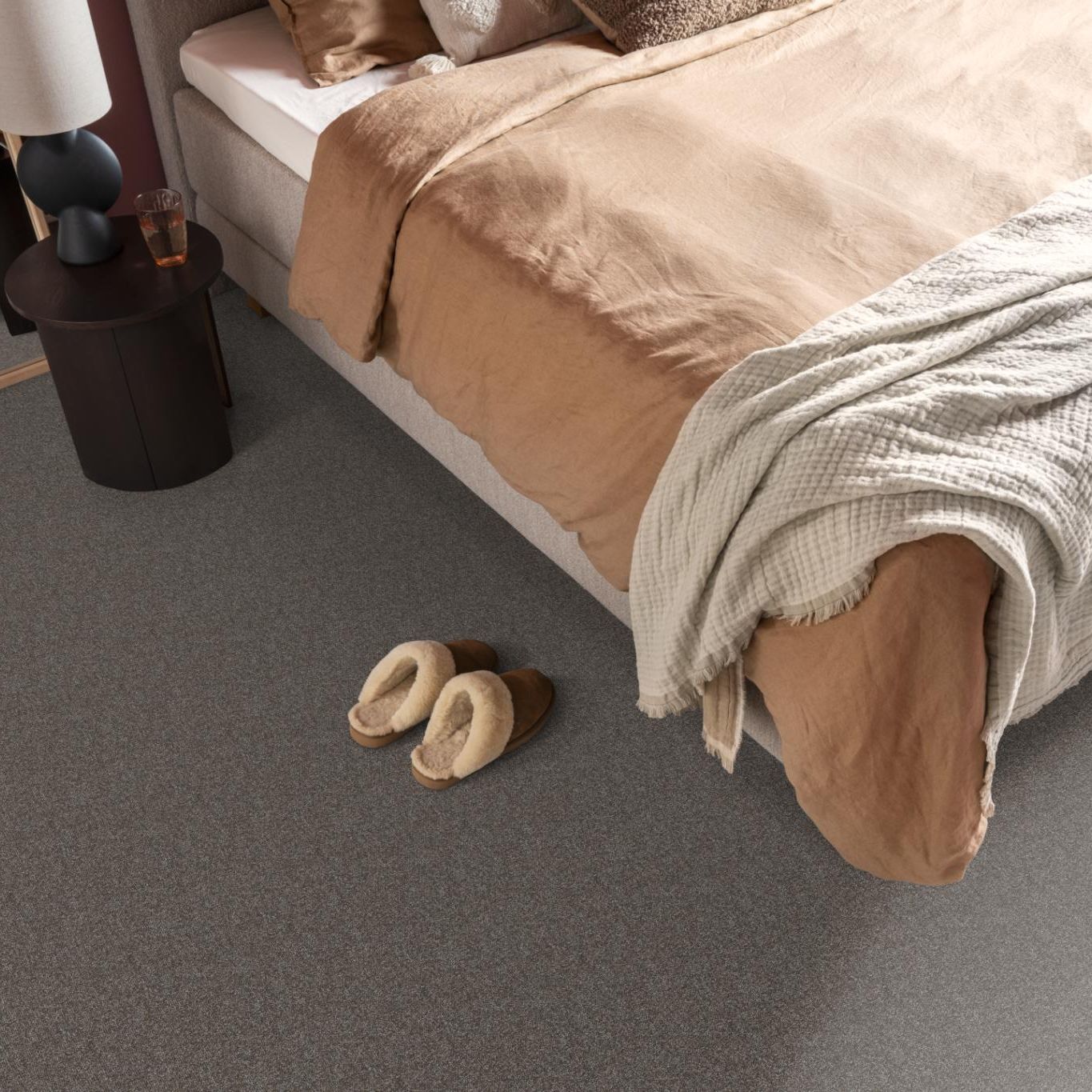 Ambiant Comfy Leembruin 0685 - Vloerbedekking - Tapijt