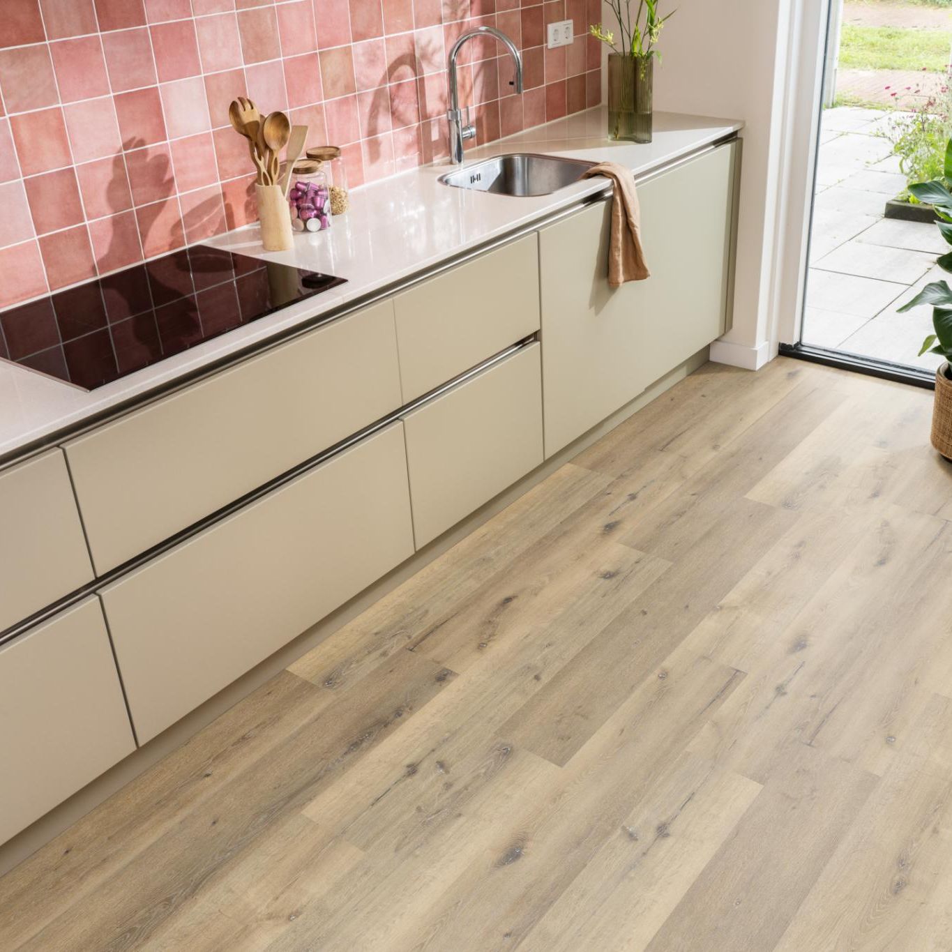 Ambiant Essenzo Click Dark Oak - Klik PVC Vloer