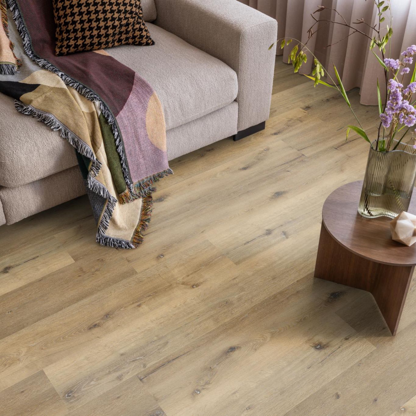 Ambiant Essenzo Dryback Dark Oak - Plak PVC Vloer