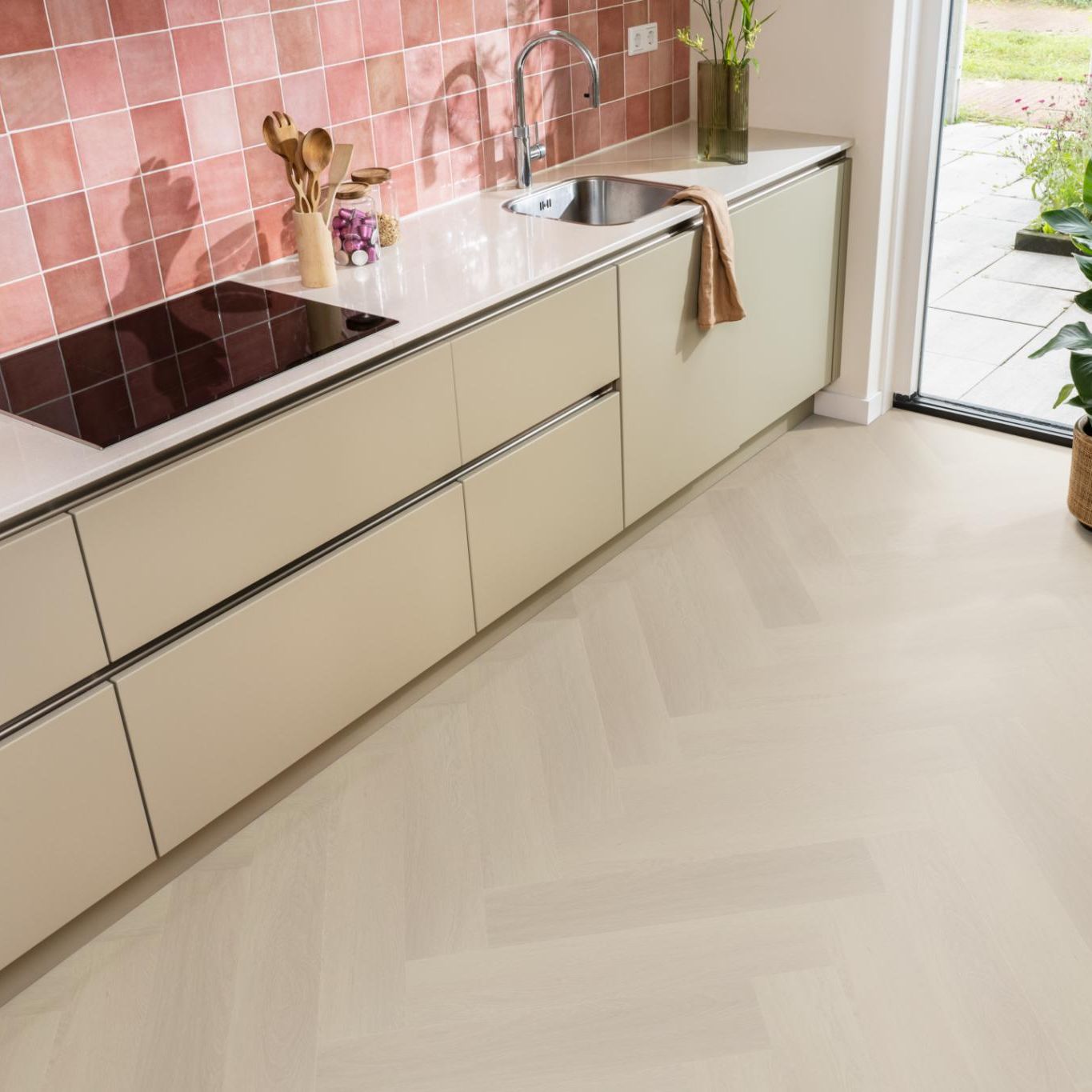 Ambiant Spigato Estino Visgraat Dryback Beige - Plak PVC Vloer