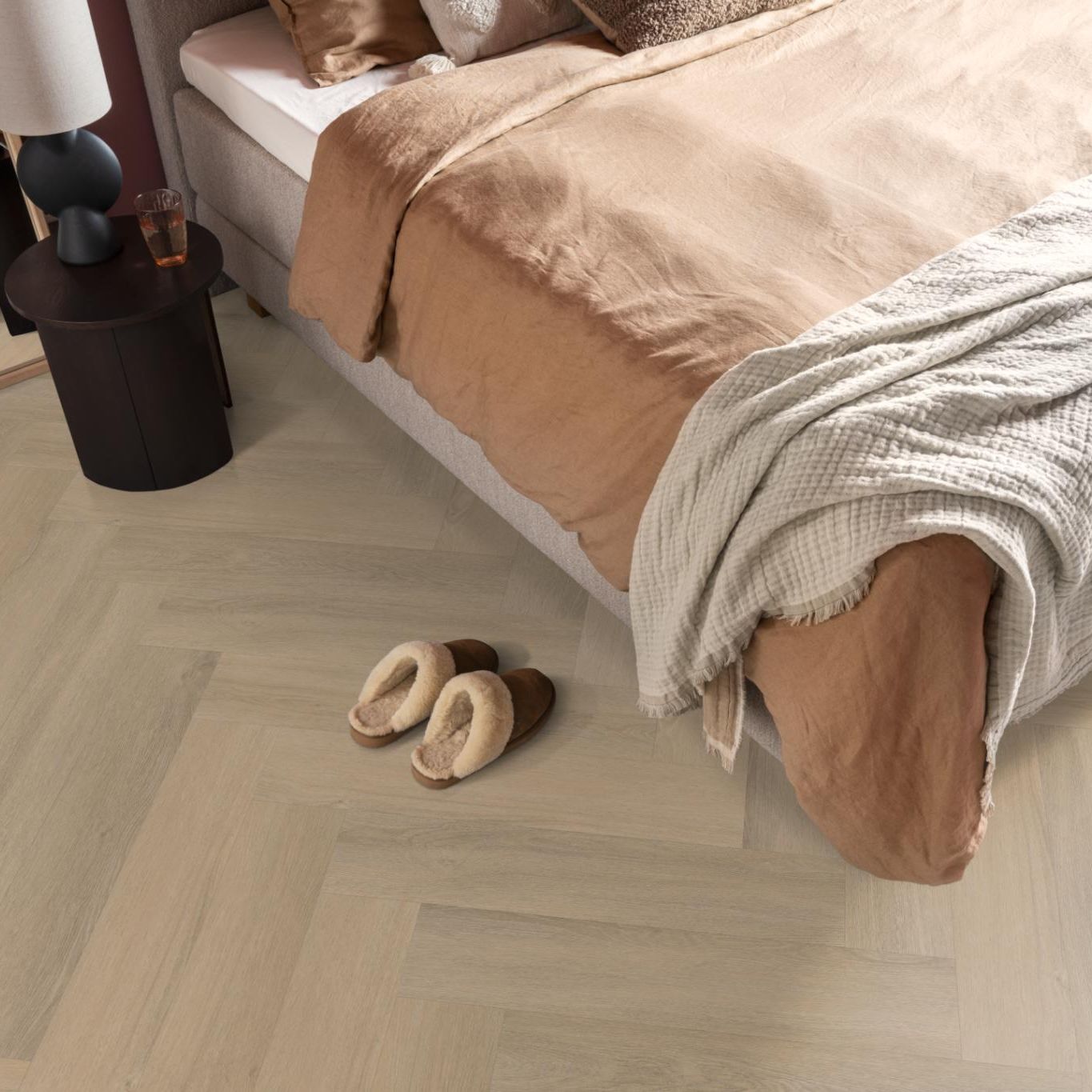 Ambiant Spigato Viranto Visgraat Dryback Warm Beige - Plak PVC Vloer