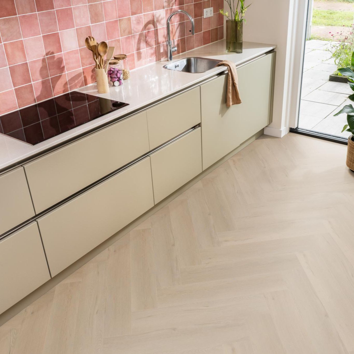 Ambiant Spigato Vivero Visgraat Dryback Beige - Plak PVC Vloer