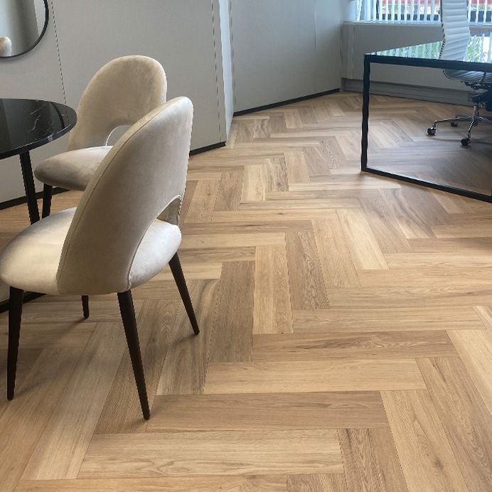 Interfloor Dynamic Wood-XL Fishbone F24 - Vinyl