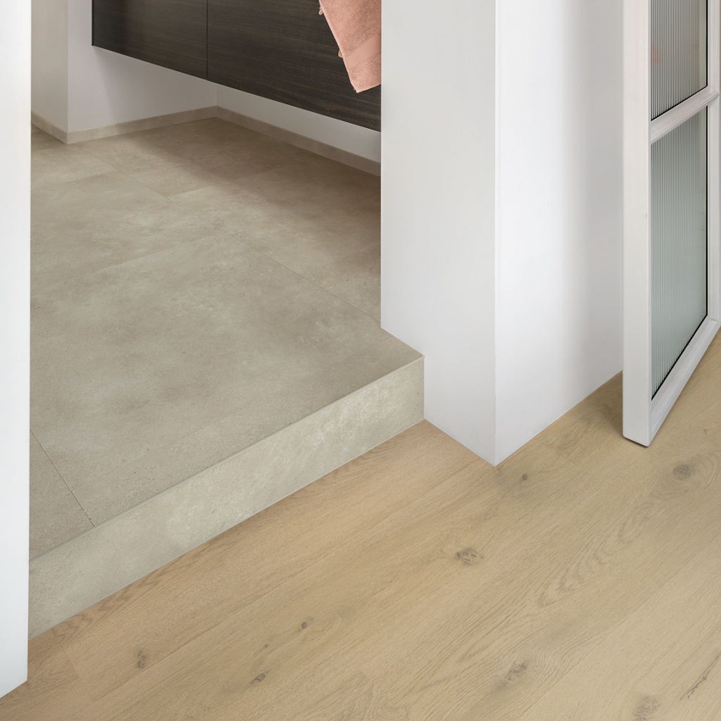 Quick-Step Blush SGTC20308 Cement Warm Beige - Plak PVC Vloer
