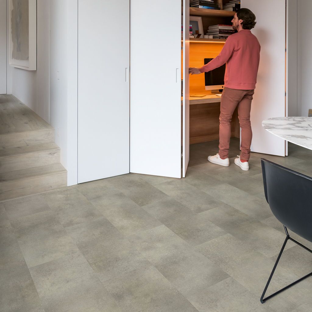 Quick-Step Oro AVSTU40234 Betonrots - Klik PVC Vloer