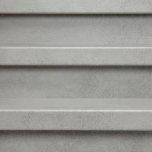 Maëstro Laminaat Traprenovatie - Stootbord 00112 Light Grey Stone 130 x 20 cm (3 stuks) - Harman Vloeren Amsterdam